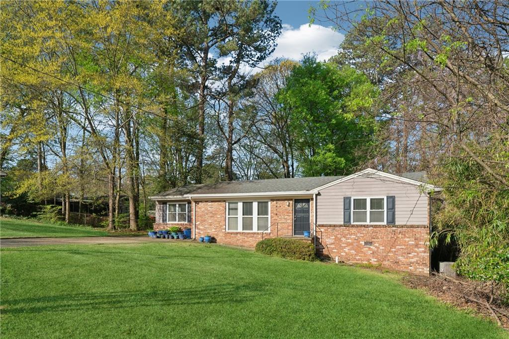 2434 Skyland Trail, Brookhaven, Georgia image 2