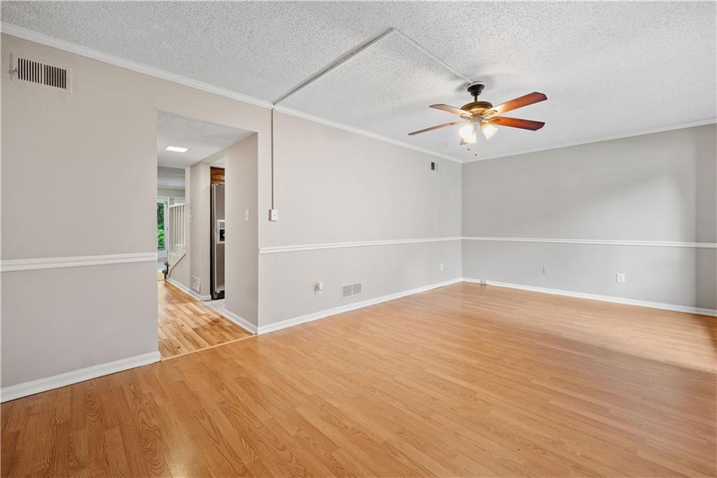 3 Fairway Drive NW