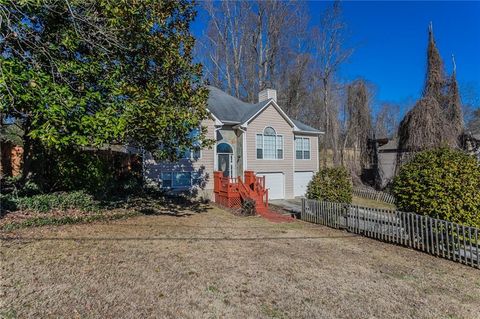 A home in Flowery Branch