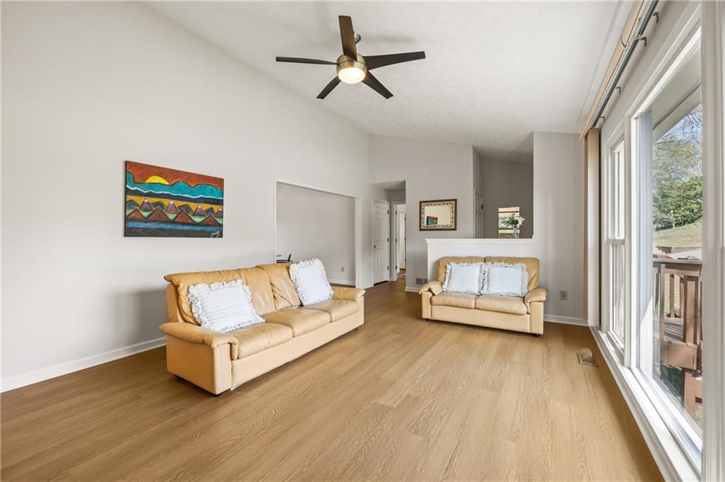 964 Pointers Way, Lawrenceville, Georgia image 13