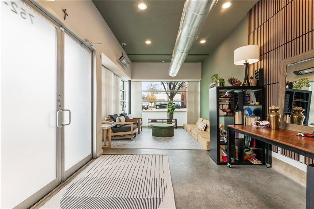 752 Moreland Avenue SE 8