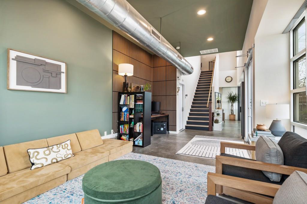 752 Moreland Avenue SE 8