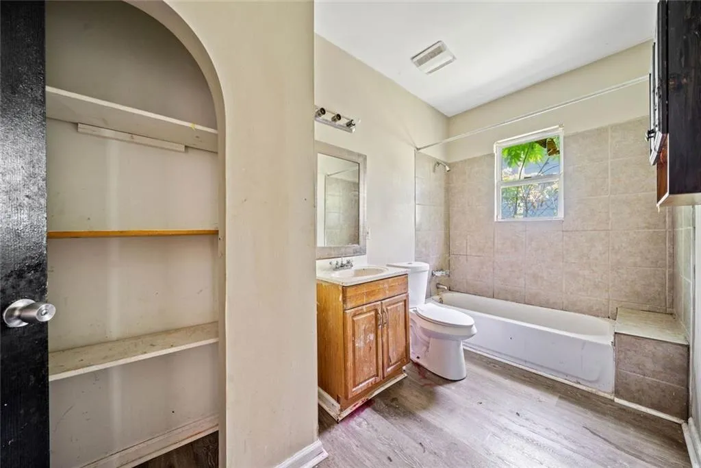 Atlanta, Georgia 30314, United States, 3 Bedrooms Bedrooms, ,2 BathroomsBathrooms,Residential,Active,123686