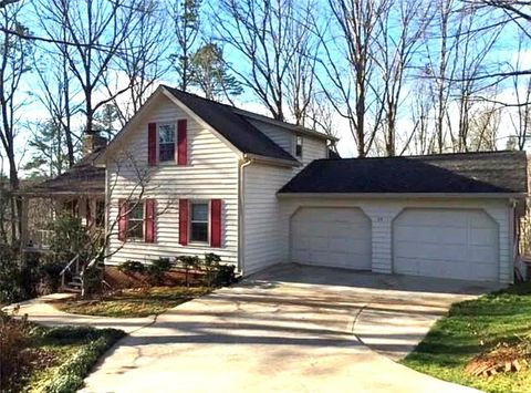 A home in Dahlonega