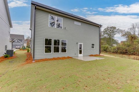 A home in Flowery Branch