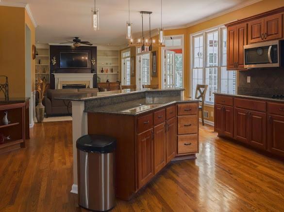 353 Lake Forest Court