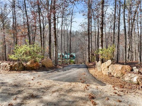 A home in Dawsonville