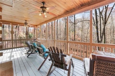 A home in Dawsonville