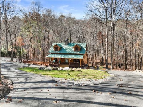 A home in Dawsonville