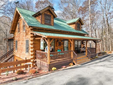 A home in Dawsonville