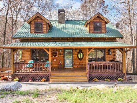 A home in Dawsonville