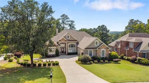 Homes For Sale - 4361 Chimney Hill Drive<br/> Douglasville, GA 30135