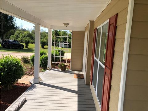 A home in Powder Springs