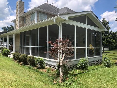 A home in Powder Springs