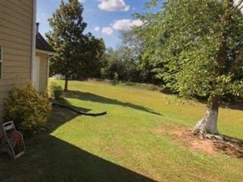 A home in Powder Springs