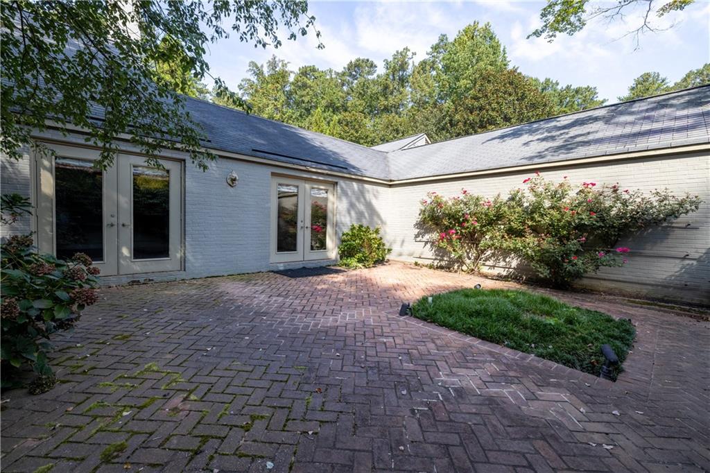 6150 Riverwood Drive