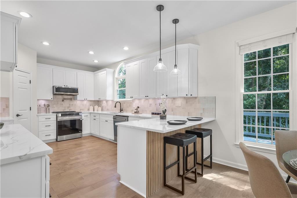1595 Hawkins Cove Trail