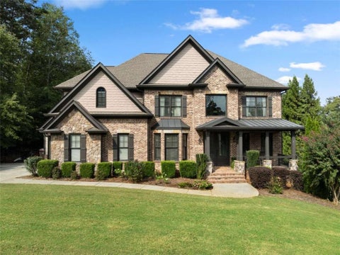 Homes For Sale - 4405 Park Royal Drive<br/> Flowery Branch, GA 30542