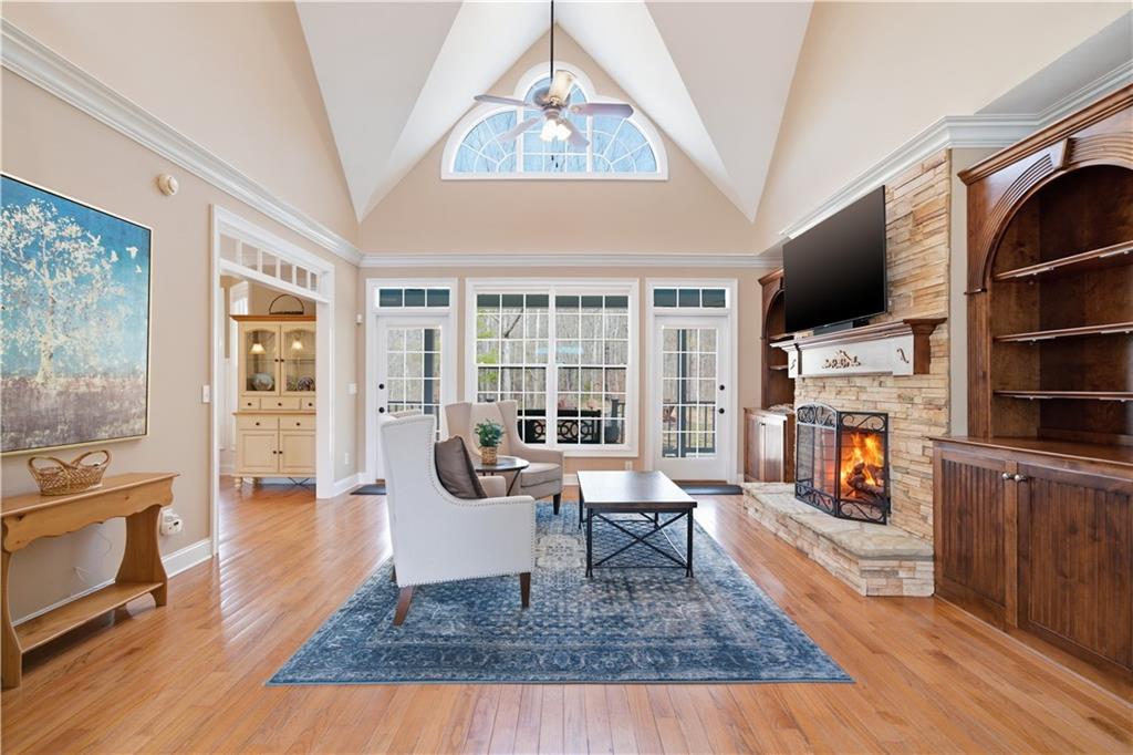 552 Dalrymple Circle