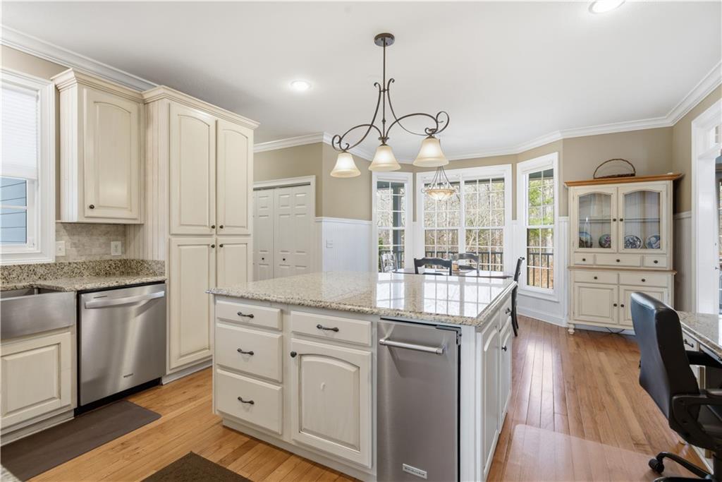 552 Dalrymple Circle