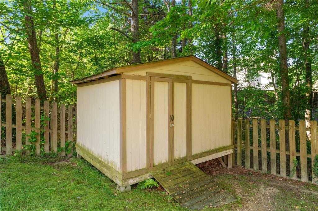 3220 Goldmist Drive, Buford, Georgia image 31