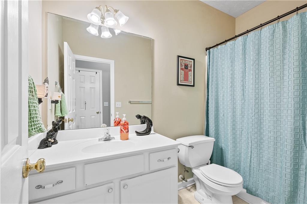 3220 Goldmist Drive, Buford, Georgia image 14