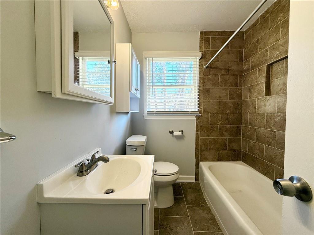 Pine Branch - Residential Lease
