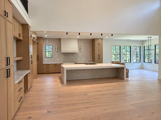 125 Manger Avenue W