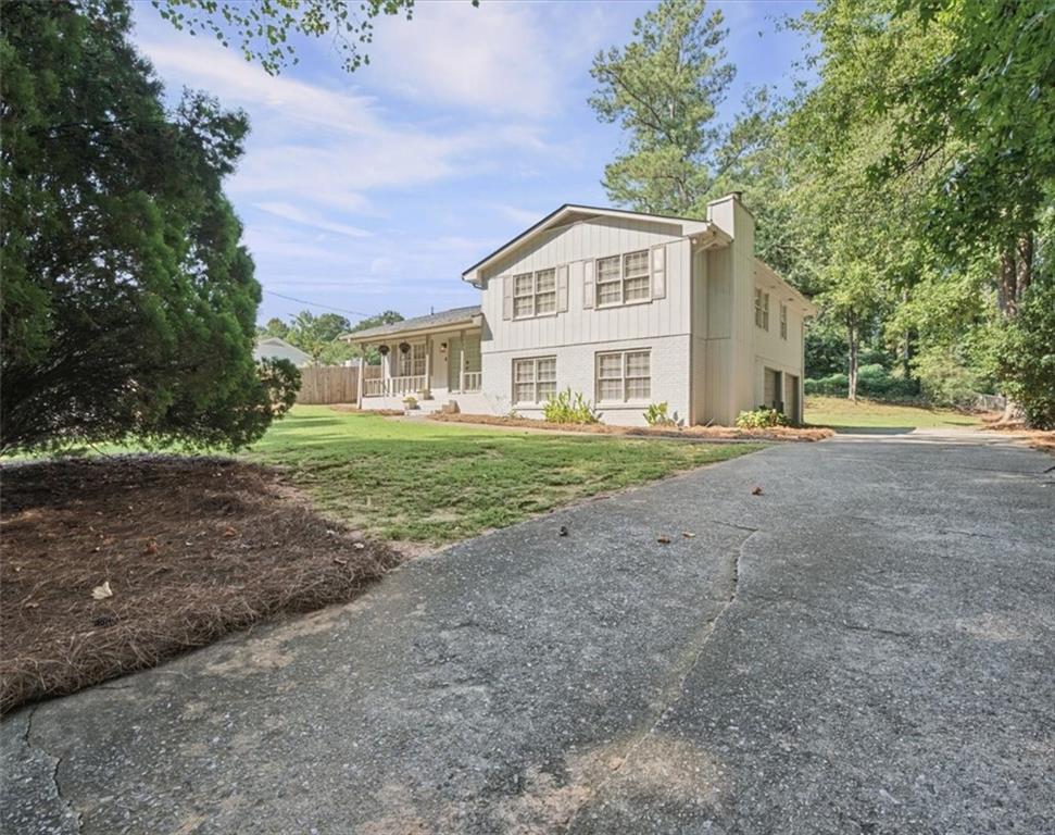 3167 Mountain Creek Lane NE