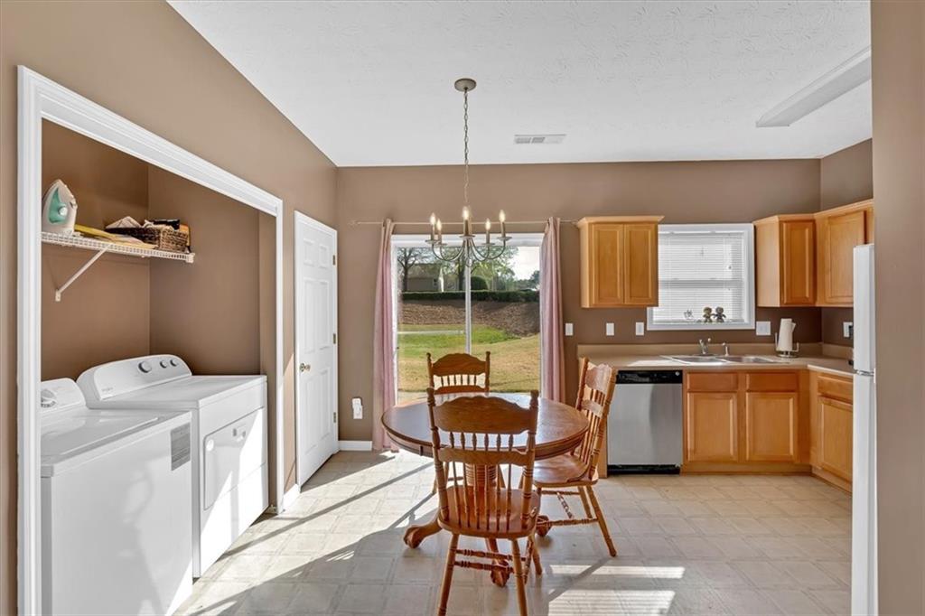 200 Arrowhead Lane, Canton, Georgia image 8