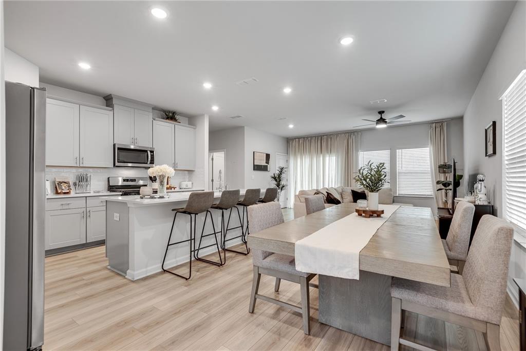 1542 Villageside Court
