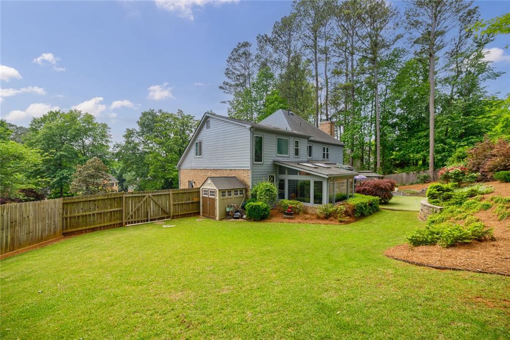 ROBINSON FARMS - Residential