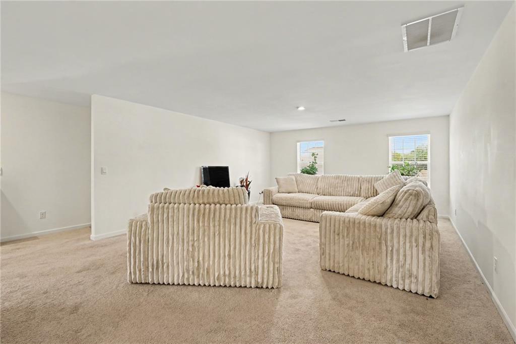 197 Amber Meadow Drive