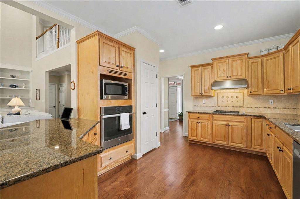 1812 Tristan Drive SE