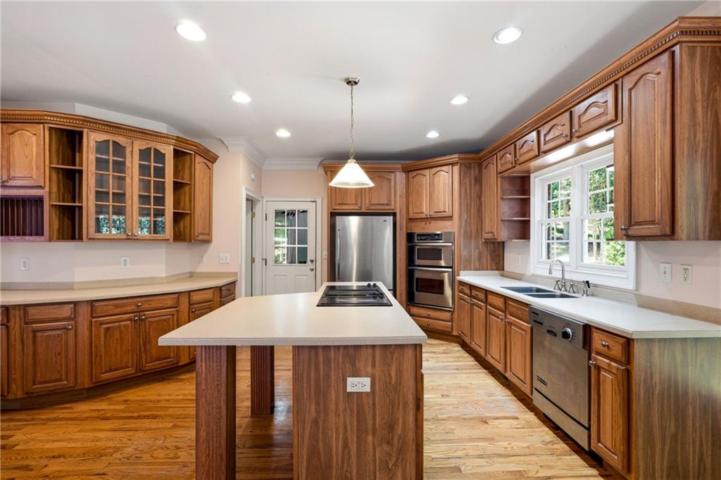 65 Tanglewood Road