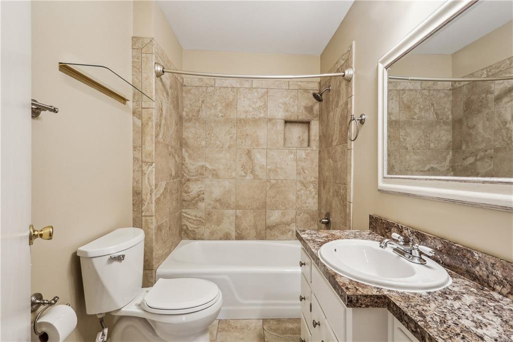 1215 Vista Leaf Drive, Decatur, Georgia image 29