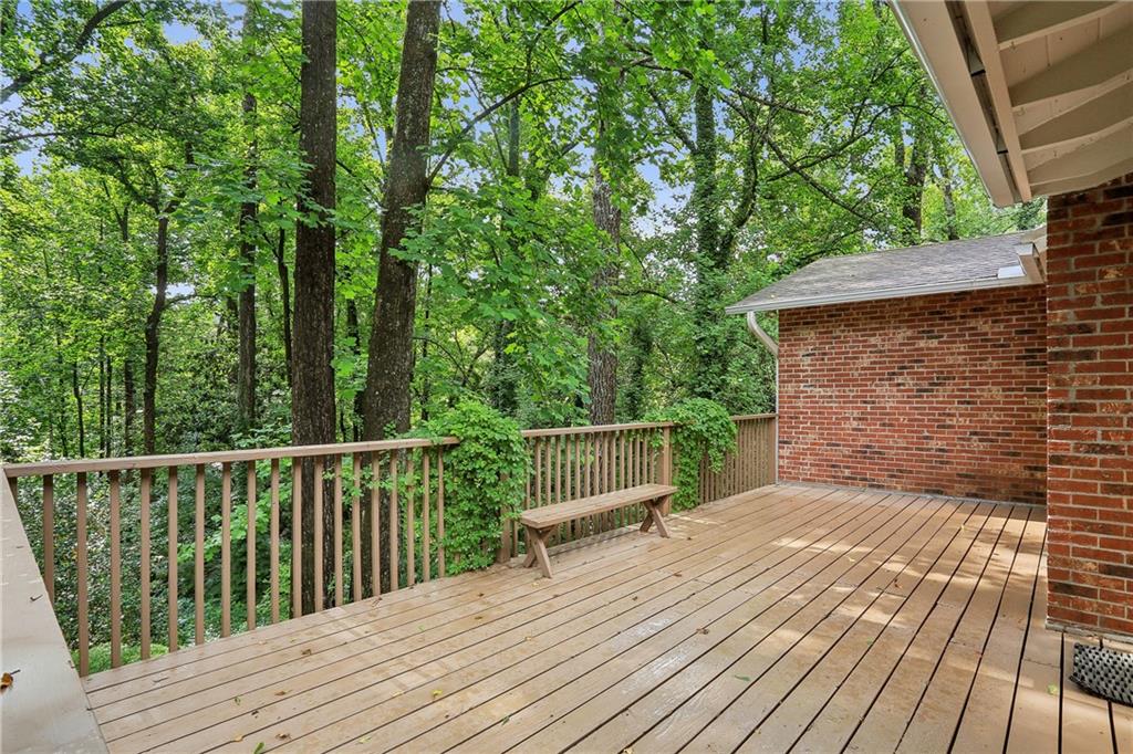 1215 Vista Leaf Drive