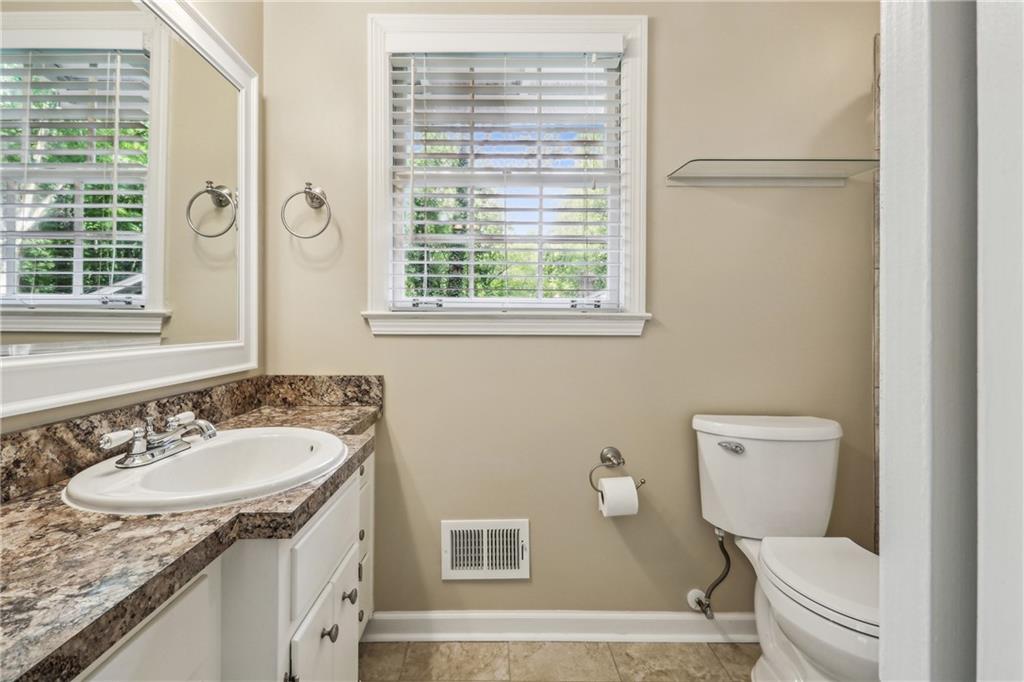 1215 Vista Leaf Drive, Decatur, Georgia image 23