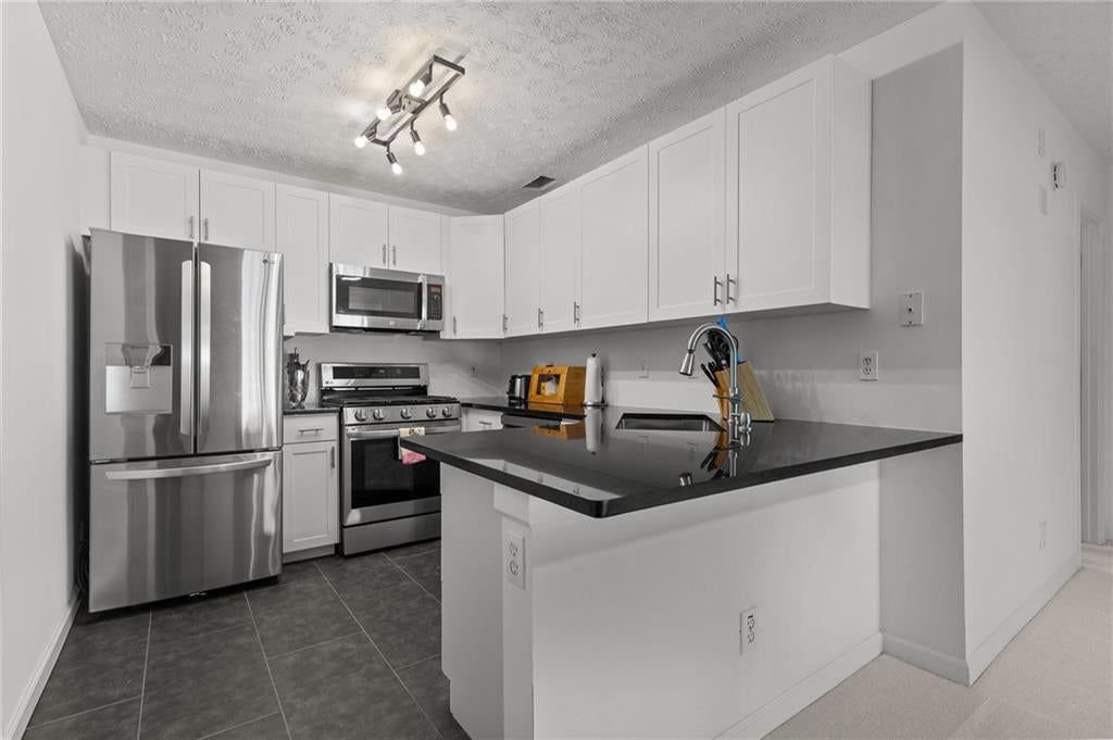 3692 Avensong Village Circle