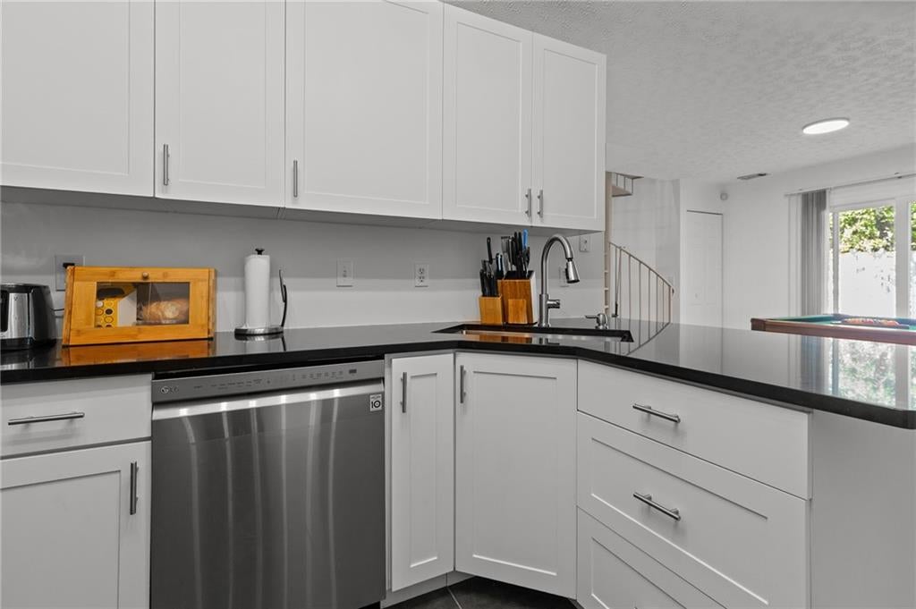 3692 Avensong Village Circle