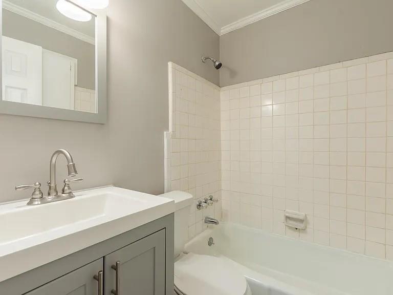6401 Raymond Terrace