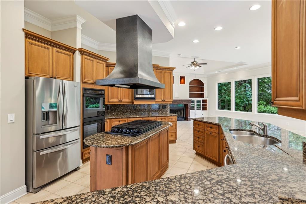 Regency Lake - Residential