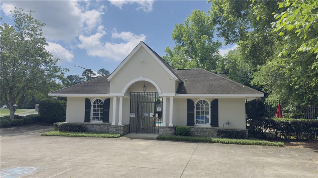 Regency Lake - Residential