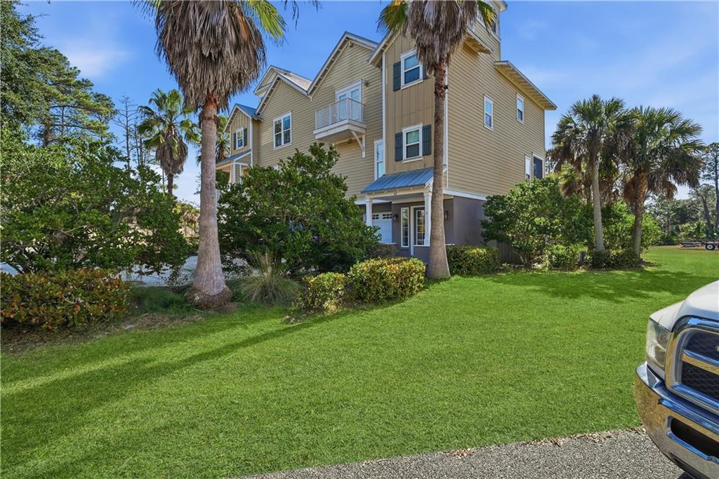 114 Riverfront Circle
