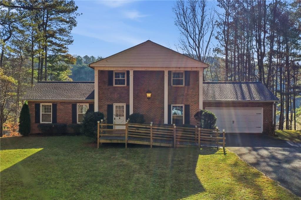 310 Comet Lane