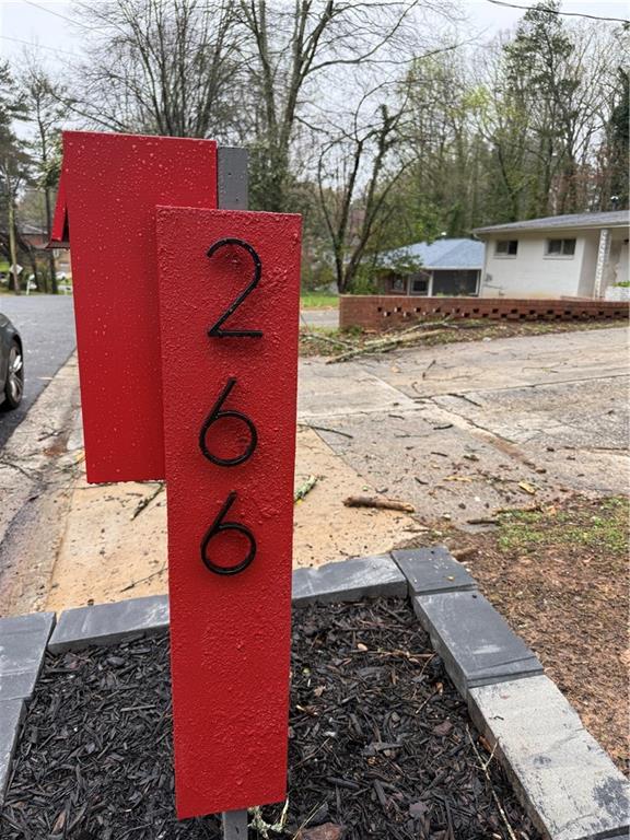 266 Simon Terrace NW