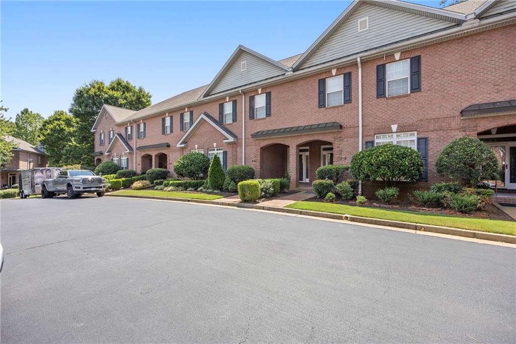 1950 Buford Dam Rd 304