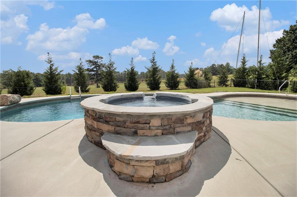 8967 Midlothian Court