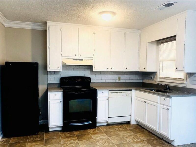 493 Stone Mountain Street P4