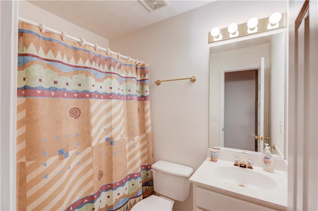 512 Antler Lane, Suwanee, Georgia image 16